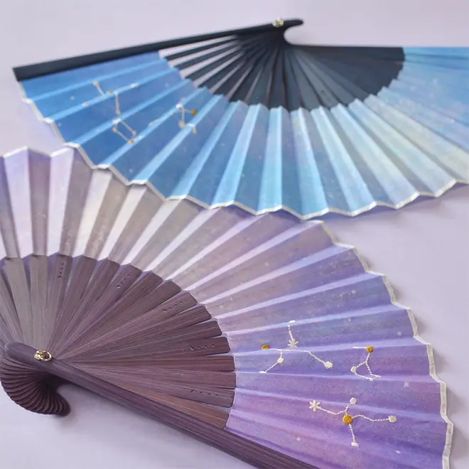 星空刺繍扇子 イメージ