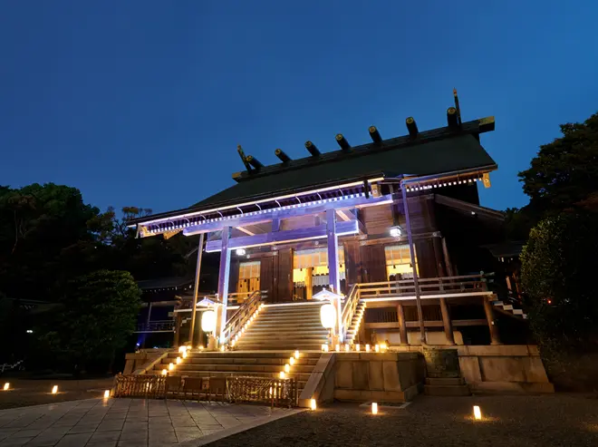 夜間中庭参拝