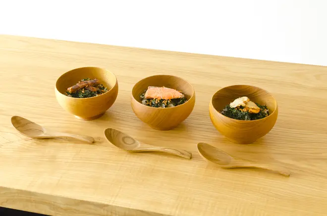 左から具材は「鰻（うなぎ）」「鮭（しゃけ）」「帆立（ほたて）」