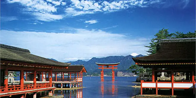 厳島神社＆原爆ドーム、二つの世界遺産を1日で楽々見学、心に残るおでかけを･･･