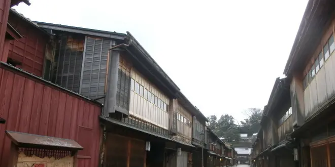 金沢城と兼六園・茶屋街で楽しむ北陸の日常