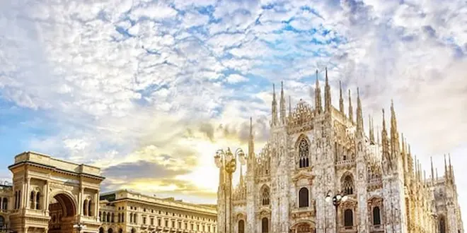 イタリア主要都市周遊ツアー
