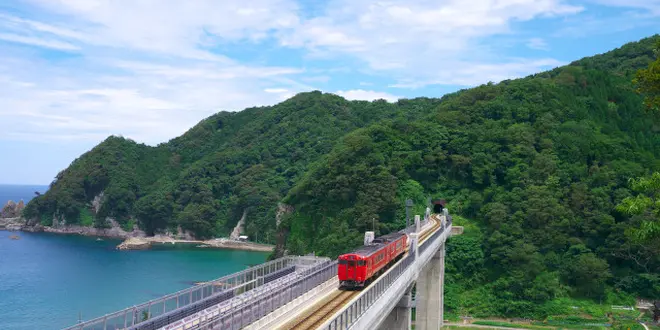 眺め最高！空の駅がある　JR餘部駅