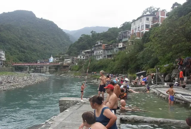 台湾の秘湯！烏来温泉&台北近郊をめぐる旅