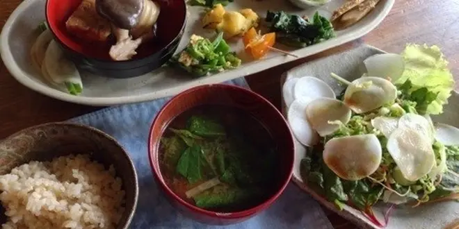 こだわり野菜と果実、卵を味わう、高崎・食のツアー