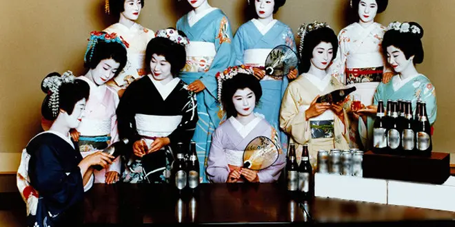 大人の嗜み・・?!新潟 古町芸妓の踊りを見る