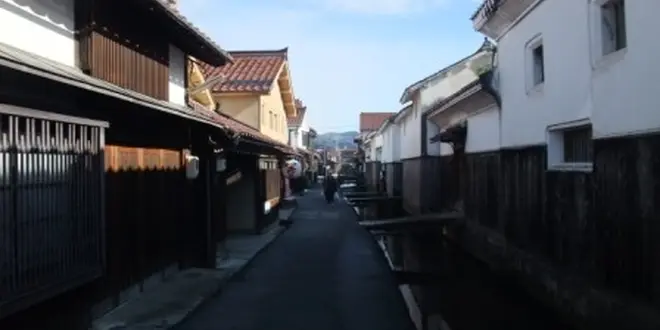 倉吉白壁土蔵群と赤瓦の風情を楽しむ旅