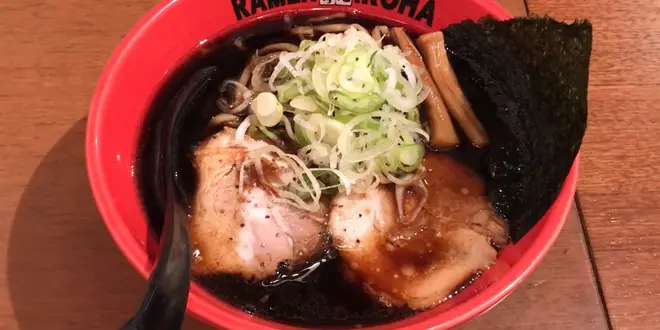 【富山県】市内ではしご酒！日本酒から〆のブラックラーメンまで堪能🍜