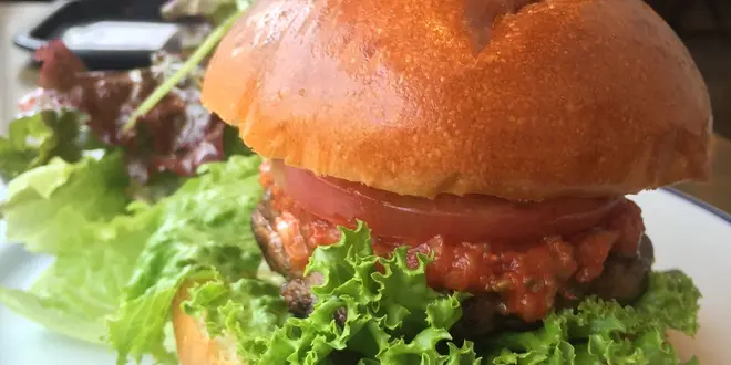 ハンバーガー研究会。