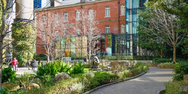 リッチで絵になる丸の内デートプラン