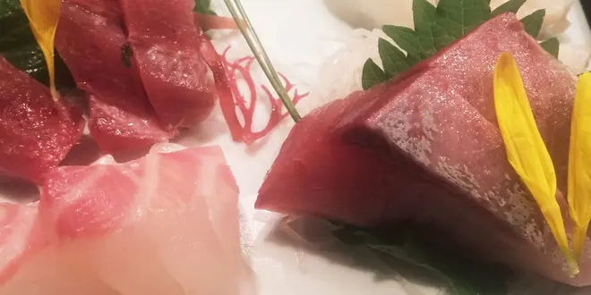 世界を食べ尽くす