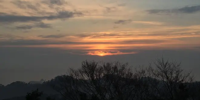 日の出と、海鮮丼と、牛タンと、仙台の旅。