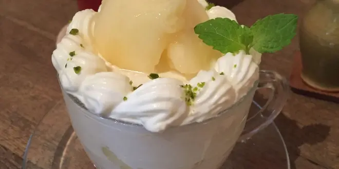 まさに今が旬！カフェで桃狩り🍑