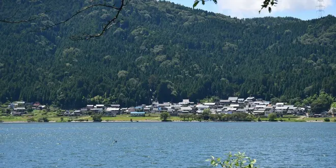 余呉湖一周散策と琵琶湖一周車窓の旅