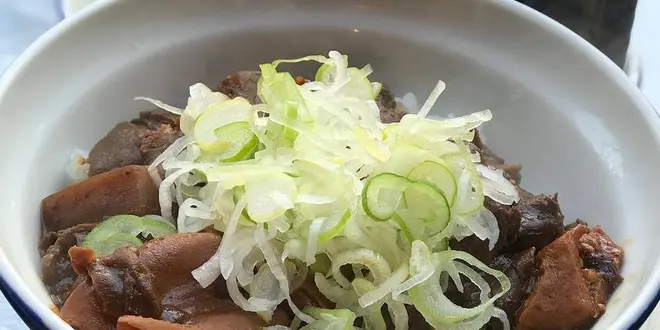 築地で食べ飲み歩き〜銀座でアートアクアリウム