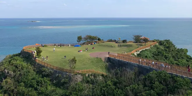【沖縄】本島南部の魅力を満喫！人気観光地は押さえつつ映えスポットにも立ち寄る1日🚘
