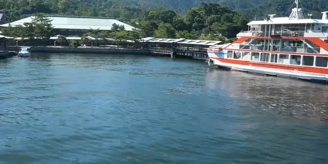 【宮島】表参道商店街食べ歩き