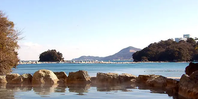 鳥羽志摩の絶景 朝日を見る露天風呂