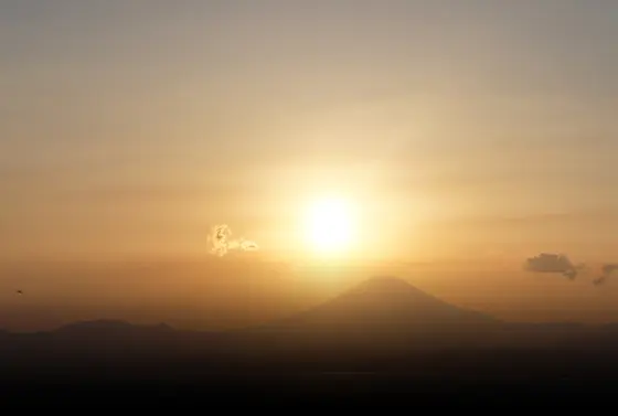 江ノ島で夕日を見る