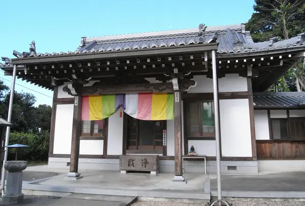 弘法堂は独立タイプ
