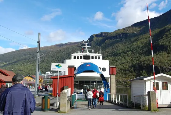 船に乗り込みます！