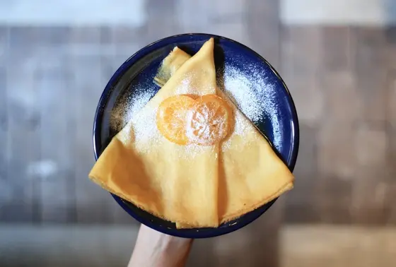 大人な味のオレンジクレープ