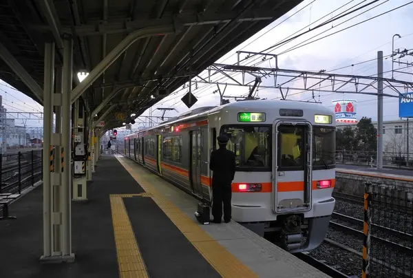 ホームは大垣駅の一番西端