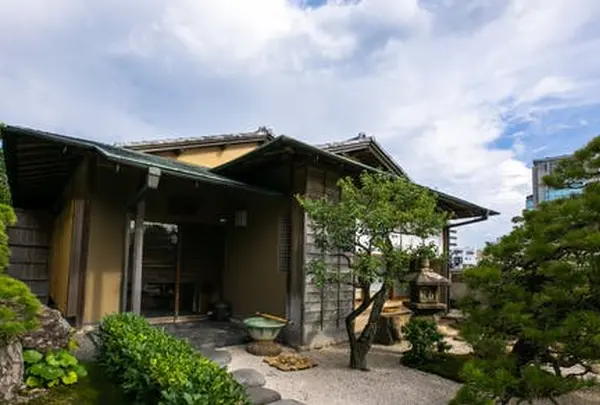 離れの瓢庵が定宿