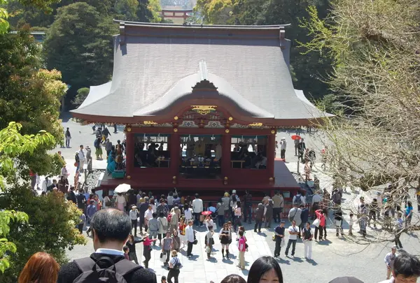 にぎわってます