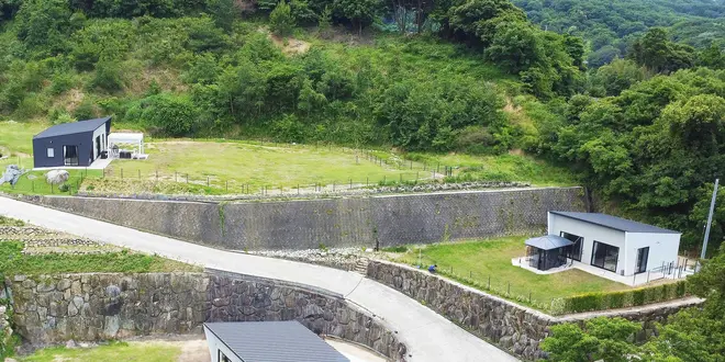 淡路島で愛犬と泊まれる宿。山、海、星空、美食に囲まれる。
