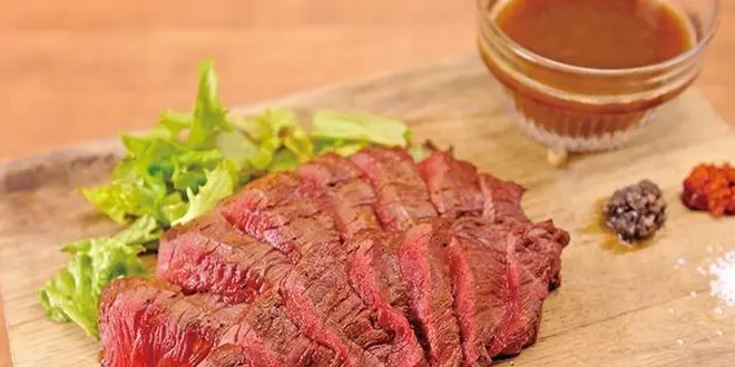 肉好き必見👀 華金には東京タワーを眺めながらお肉女子会♡