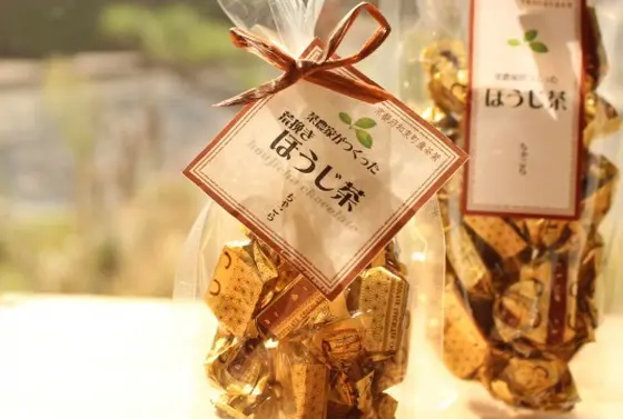 コレ、食べて♡