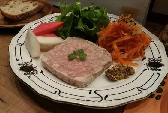 おつまみもありますよ♡