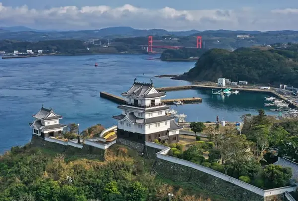 平戸城