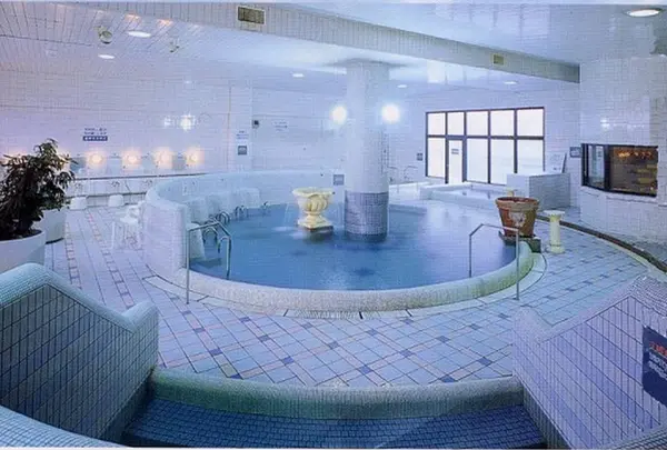 天然温泉湯らっくす