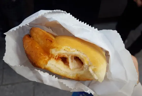 定番のモッツァレラ＆プロシュート味