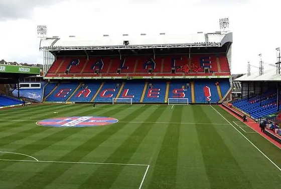 HOLMESDALE ROAD STAND