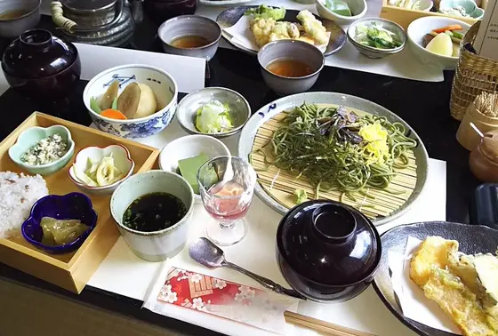 ランチは茶そば