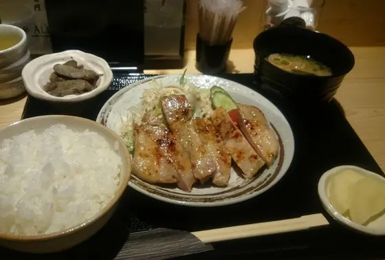 ランチはコーヒー付です！