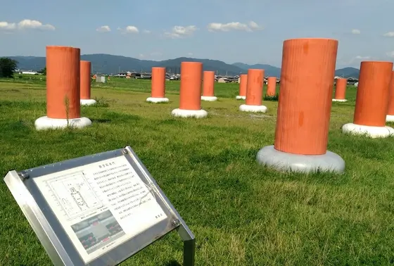 突如現るでっかい柱！？