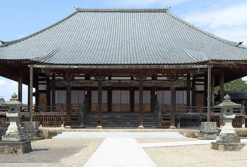 武生の名刹・浄土真宗の大寺院である御堂陽願寺