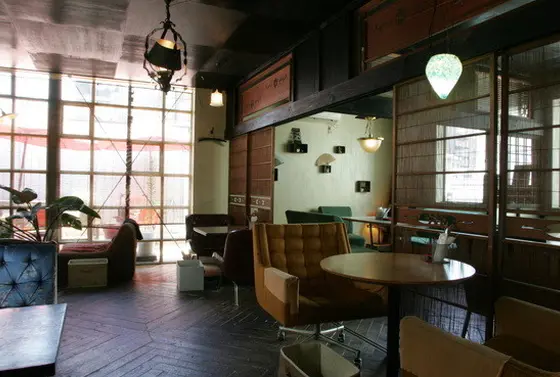 【全面ソファなのでゆったり】