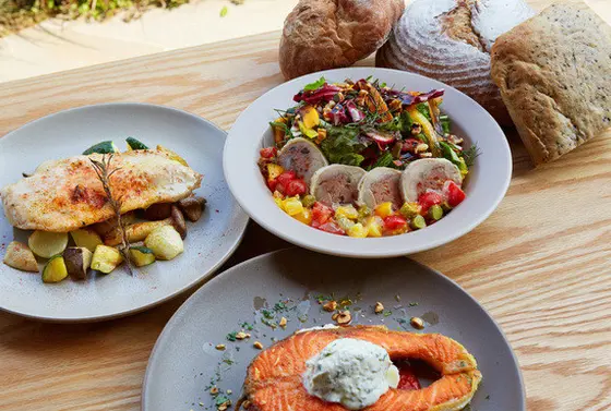 自家製パンのランチセット