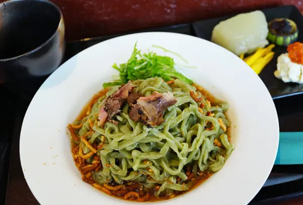 琉球麺 茉家