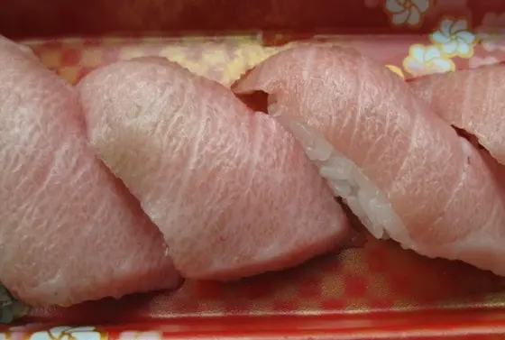 大トロ 4貫 980円！