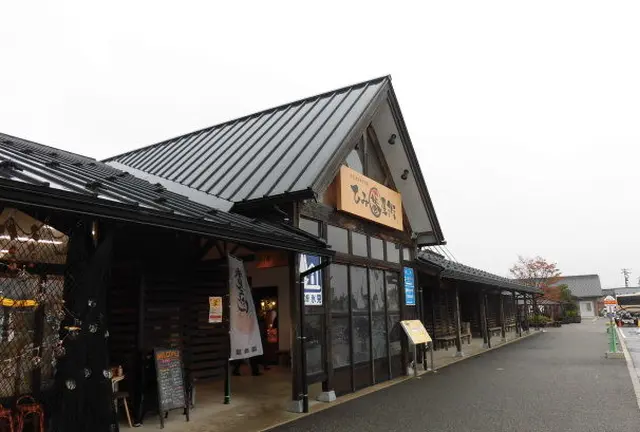 忍者ハットリくん＆笑うせぇるすまんと出会い、氷見グルメを満喫しよう