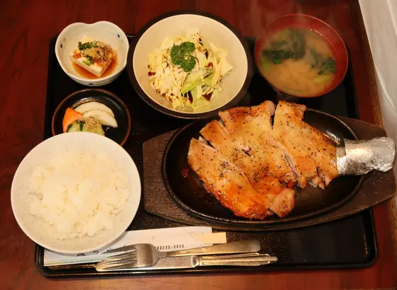 鶏モモ焼き定食
