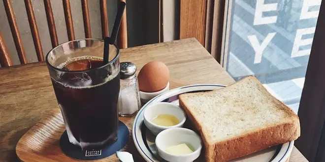 【更新中】食いしん坊女子大生が厚切りトーストを食べるダケ