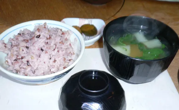 ご飯とみそ汁もおいしい