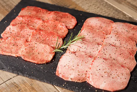 お肉